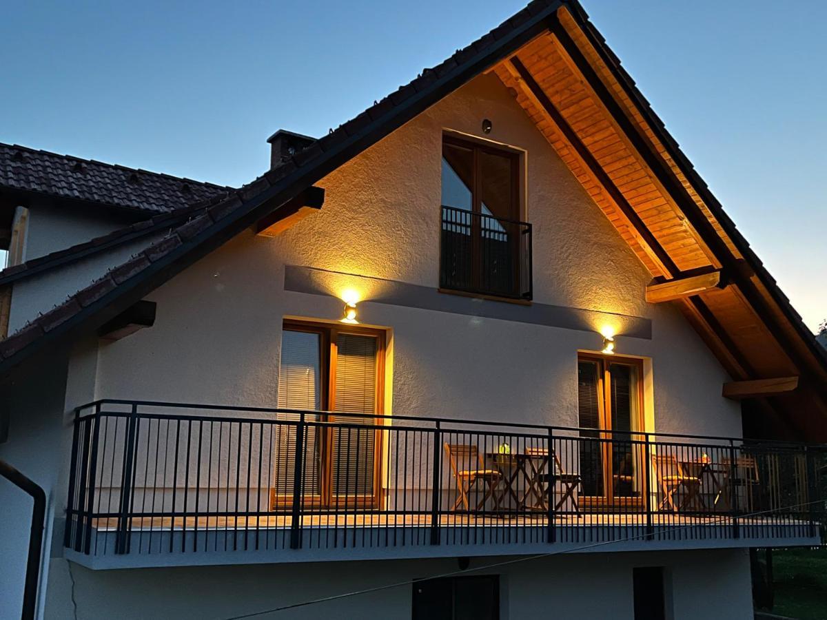 Apartma Ela Zgornje Gorje Εξωτερικό φωτογραφία